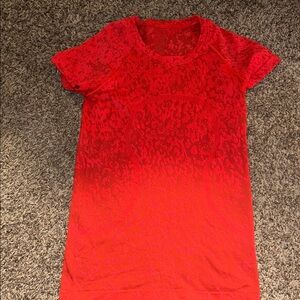 lululemon athletica Vibrant Red Short Sleeve Tee